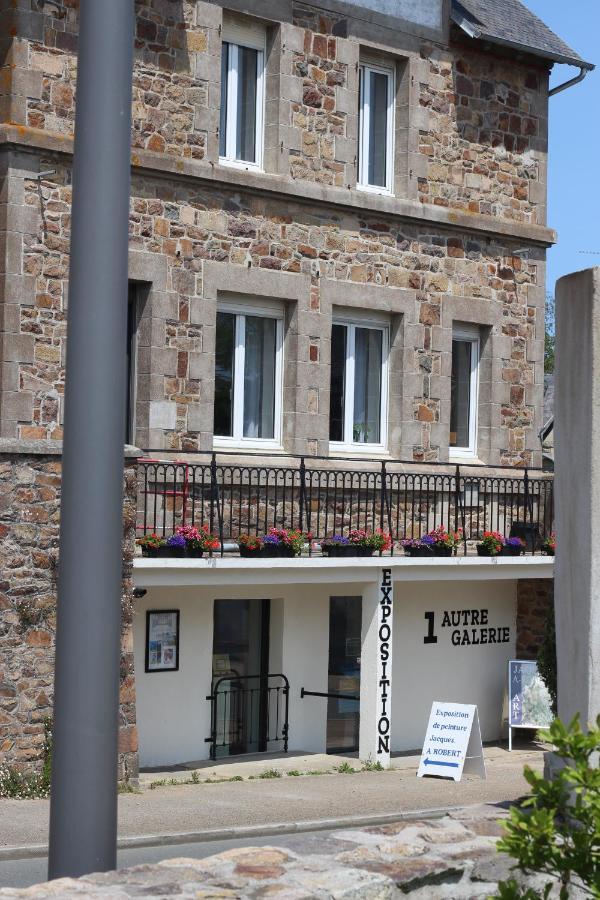 Bnb Maison D'Art Breakfast In The Art Gallery Ploubazlanec Exterior foto