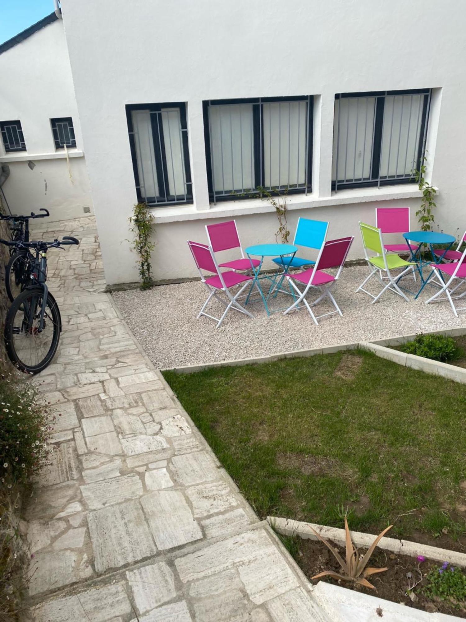 Bnb Maison D'Art Breakfast In The Art Gallery Ploubazlanec Exterior foto