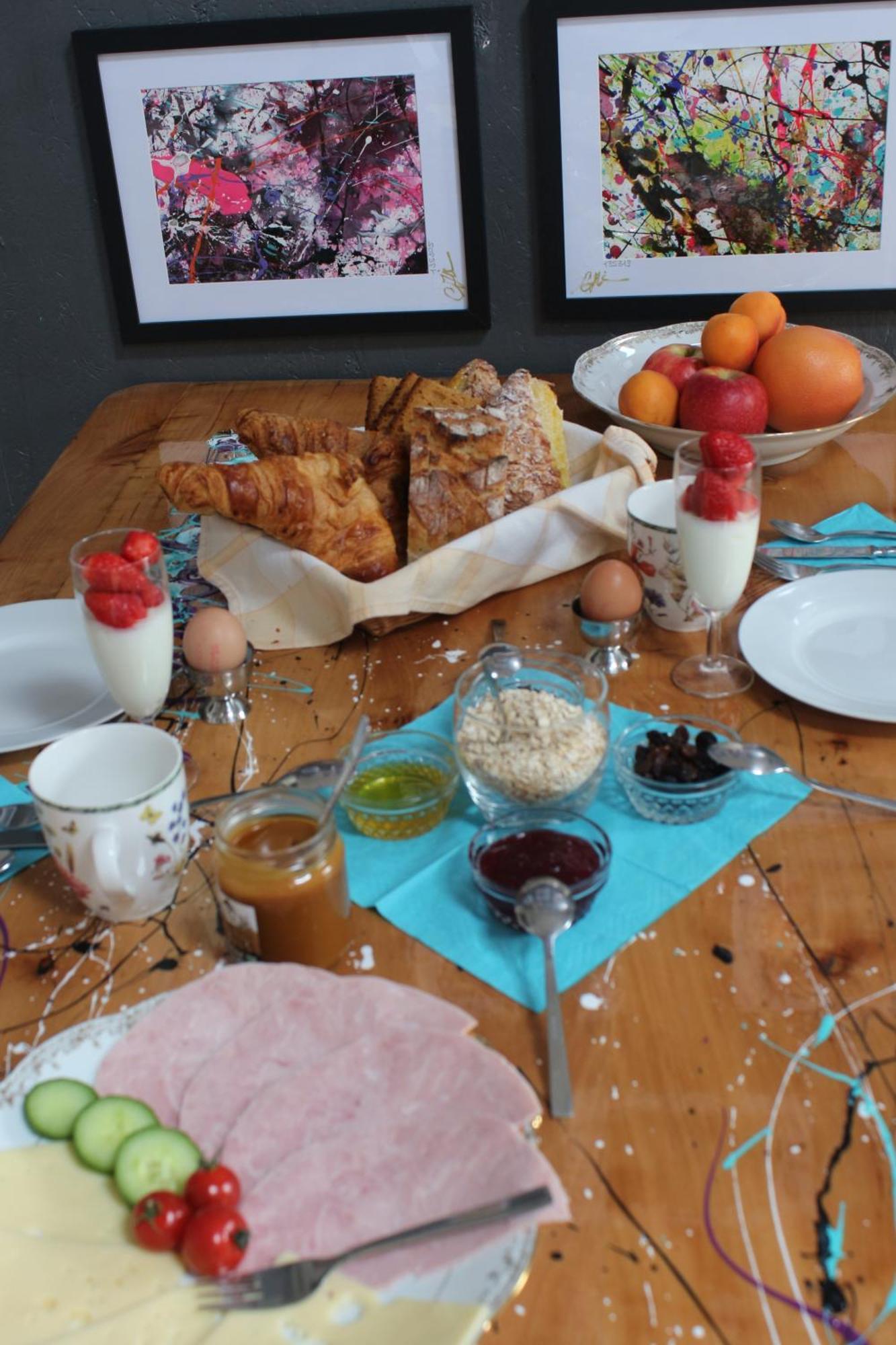 Bnb Maison D'Art Breakfast In The Art Gallery Ploubazlanec Exterior foto